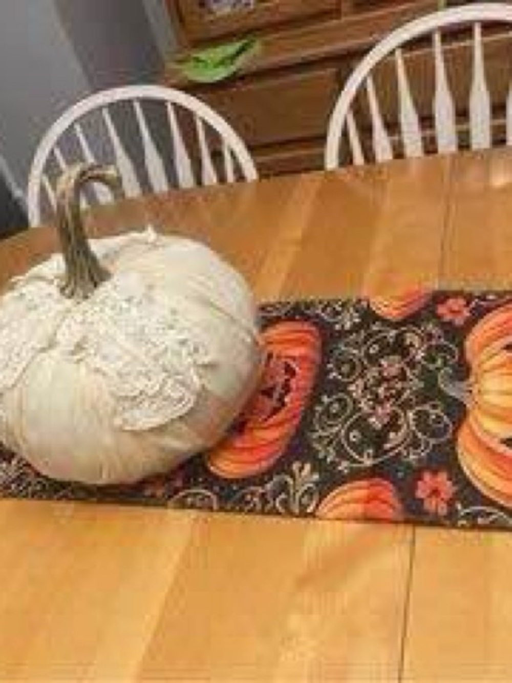 HALLOWEEN WOVEN TABLE RUNNER - Picture 4 of 9